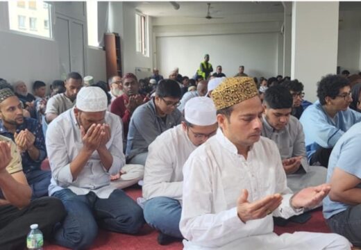 সাংবাদিক মাজহারুল ইসলামের মাতার মৃত্যুতে মিলাদ মাহফিল