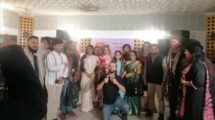 প্যারিসে নাজমুন নেসা পিয়ারিকে সংবর্ধনা