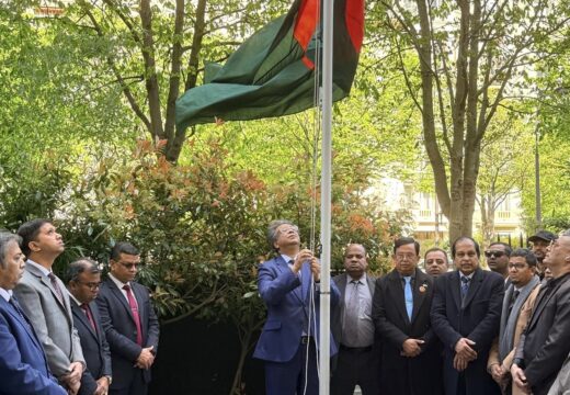 প্যারিসে যথাযোগ্য মর্যাদায় স্বাধীনতা ও জাতীয় দিবস উদযাপন