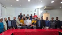 যুক্তরাজ্য বিএনপির নেতা তপনকে ফ্রান্সে সংবর্ধনা