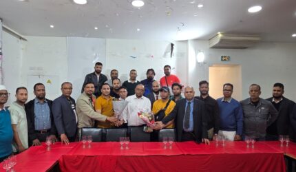 যুক্তরাজ্য বিএনপির নেতা তপনকে ফ্রান্সে সংবর্ধনা