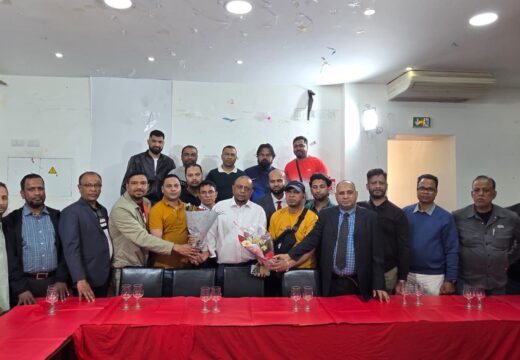 যুক্তরাজ্য বিএনপির নেতা তপনকে ফ্রান্সে সংবর্ধনা